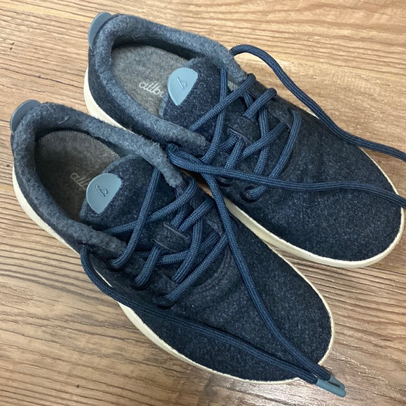 Allbirds wool shoes. Most comfortable shoes on the planet. - Picture 1 of 5